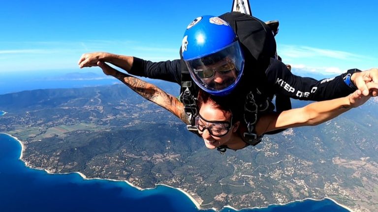 contact parachutisme Tallard